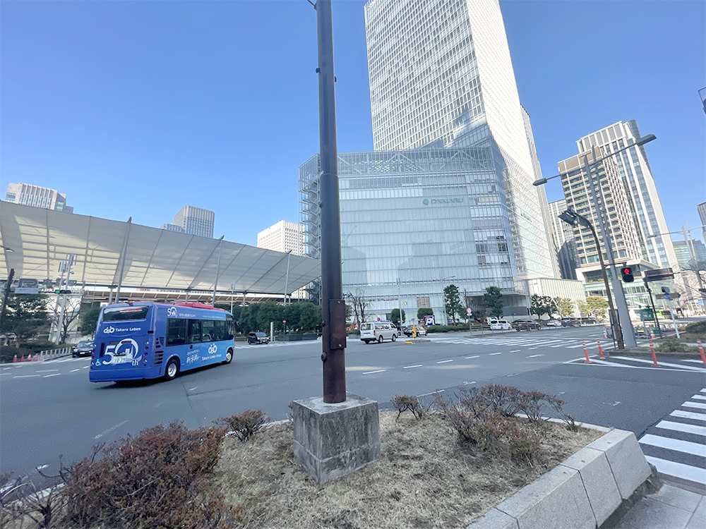 江戸バス タカラレーベンラッピング広告